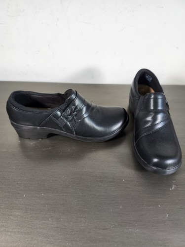 Scarpe da donna Clarks Collection nere in pelle con borchie zoccoli slip on 8 5 M nuove senza scatola
