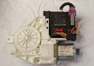 BOSCH/ VOLKSWAGEN RIGHT DRIVER SIDE FRONT WINDOW MOTOR 1K5837402AK 1K0959793L - Picture 1 of 6