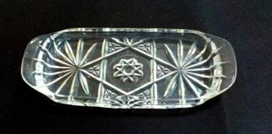Plato de mantequilla de vidrio de una sola barra con barras de estrella/patrón Starburst (solo parte inferior) - Imagen 1 de 4
