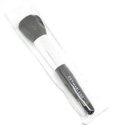 Dermablend Powder Brush Standard Size [New/No Box] - Image 1 of 3