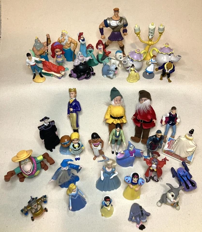Disney Huge Lot mixed PVC & Plastic Figures Toys Disney movies & TV - lot of 42 Cover