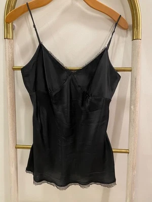 Camisola elástica Express Design Studio negra de seda y encaje talla S Foto 1 de 4