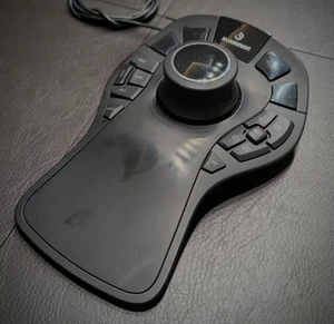 3Dconnexion SpaceMouse Pro USB-Maus - Schwarz (3DX-700040) - Bild 1 von 3