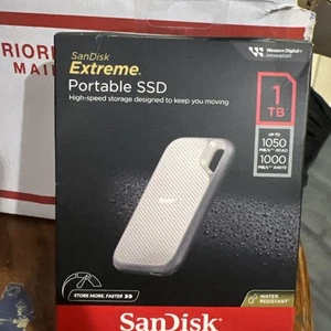 SANDISK EXTREME PORTABLE SSD 1TB SDSSDE51-1T00-AW25 (22D) Neu Versiegelt - Bild 1 von 7