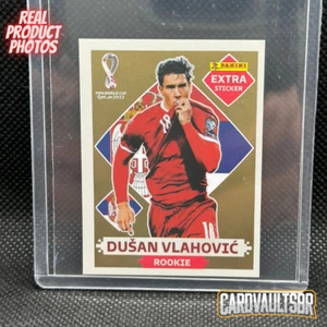 Rare Panini FIFA World Cup Qatar 2022 - GOLD Extra Sticker Dusan Vlahovic - Picture 1 of 2