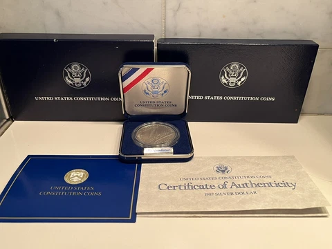 1987 P US Mint Constitution Uncirculated Silver Dollar Commemorative $1 Coin COA Cover