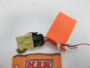 FRONT DOOR LAMP CONTROL RELAY WIRE PLUG CONNECTOR RIGHT LEFT DRIVER PASSENGER - Picture 1 of 3