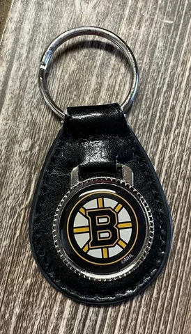Boston Bruins Brand New Premium Metal & Leather-Look Logo Keychain ~NICE! Cover