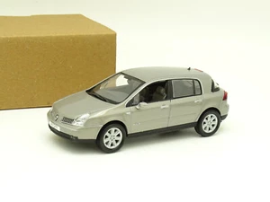 NOREV Sb 1/43 - Renault Vel Satis 3.5 V6 2001 Grigia - Foto 1 di 1
