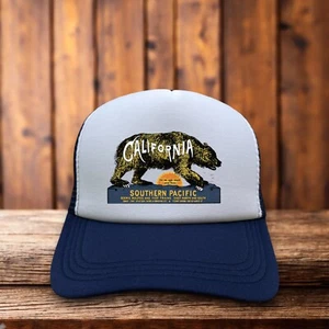 Southern Pacific nicht mehr existierende Eisenbahn Herren Truckermütze marineblau Druckknopflasche California Bear - Bild 1 von 5