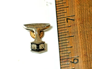 Indy Car World Series PPG Racing PIn Rare Vintage Screwback type Collectible - Picture 1 of 4
