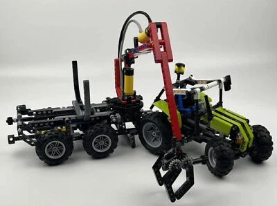 Lego Technic Modell Nr. 8049 - Traktor mit Forstkran - Jahr 2010 - Keine OVP - Bild 1 von 4