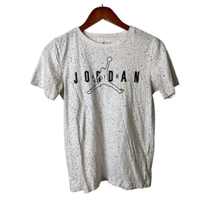 Air Jordan Youth's White Splatter Pattern Logo T-Shirt Size 12-13 Years - Picture 1 of 7