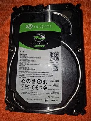 Seagate BarraCuda 8TB Internal HDD 3.5in SATA 6 Gb/s 5400 RPM (ST8000DM004) - Image 1 of 4