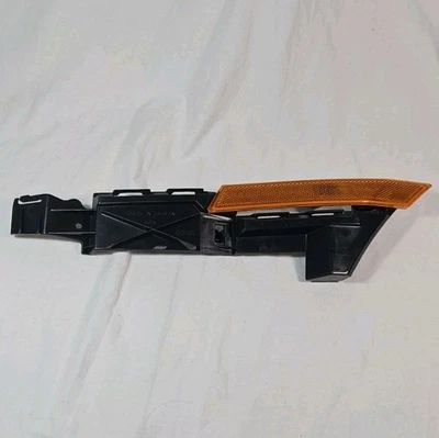 2006-2009 Ford Fusion / Mercury Milan Left Fender Marker Light - 18-6026-90 - Image 1 of 4