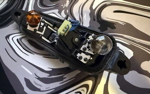 FIAT PUNTO EVO REAR PASSANGERSIDE LEFT BULB HOLDER 20403751 IN WORKING ORDER - Picture 1 of 3