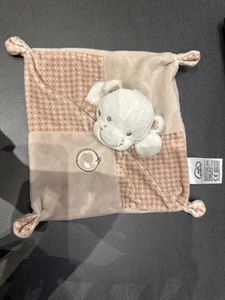 Doudou vache cow kuh plat mots d’enfants siplec Leclerc carré  noeud beige - Picture 1 of 3