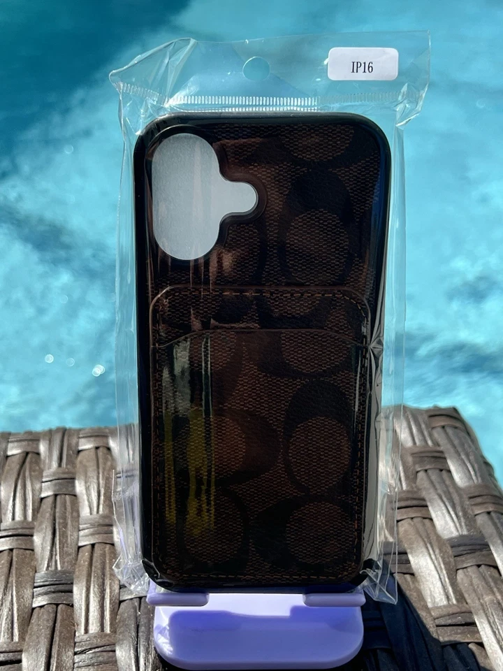 Luxurious Outlet Designer Unisex Signature Wallet Case for iPhone 16 ! - Image 1 of 1