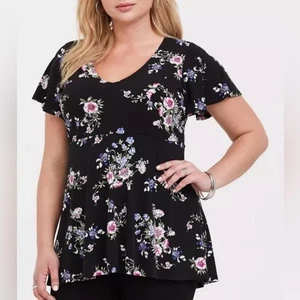 Torrid schwarz Blumen Babydoll Top Shirt dehnbar fließend Größe 3 3X - Bild 1 von 7