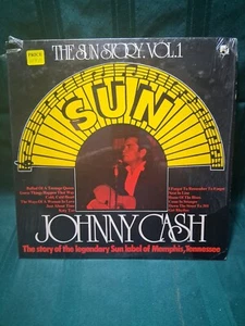 JOHNNY CASH / The Sun Story Vol. 1 (Sun, Sunnyvale 9330) 1977 LP  WP471 - Picture 1 of 4