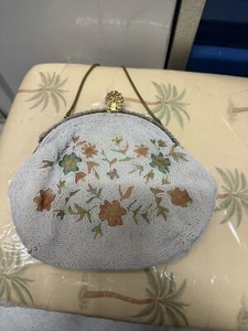 Borsa a mano vintage con perline a punta smaltata di Dormar made in Japan - Foto 1 di 6
