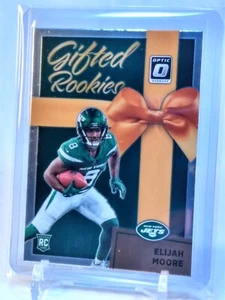 Fútbol americano óptico Panini Donruss 2021 novatos dotados Elijah Moore #GR-16 Jets - Imagen 1 de 2