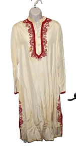 Vintage 1950s Dress SUZY PERETTE Muumuu Shapeless White Red Oriental Gown Sz 10 - Picture 1 of 21