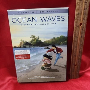 2022 Ocean Waves DVD - Picture 1 of 6