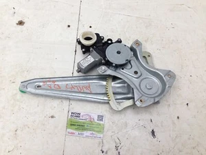 8570202020 Elevalunas Eléctrico Trasero Derecho Dx TOYOTA Auris - 2017 - Imagen 1 de 2