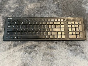 Sony VAIO Wireless Keyboard Model VGP-WKB11 Black No Dongle - Tested Works - Picture 1 of 12