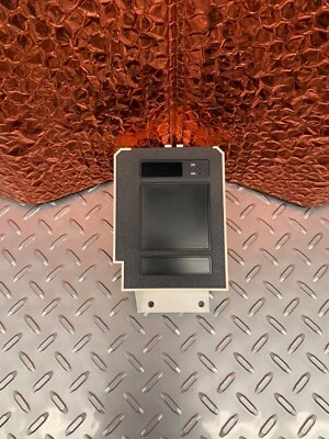 Clock for 1988,1989,1990 AMC Jeep Cherokee XJ And Comanche MJ - Image 1 of 4