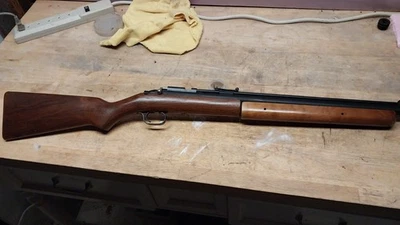 Vintage Sheridan 5mm/.20cal Blue Streak MODEL C Air Rifle W/ MORE ONE OWNER - Image 1 of 4