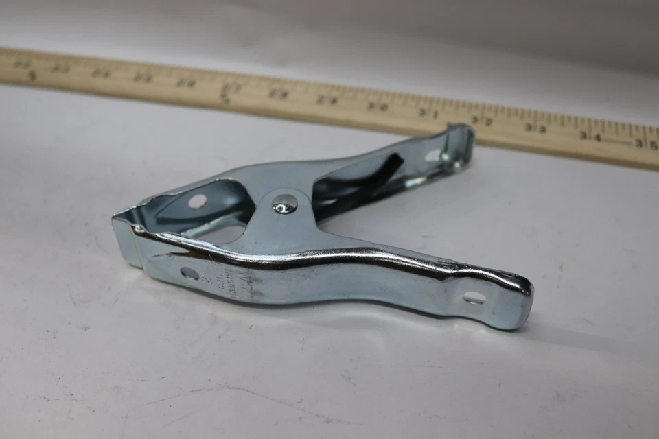 C.H Hanson Spring Clamp With O Rubber Tips 2" 64022 - Image 1 of 1