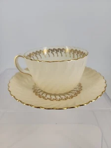 Minton Gold Cheviot S534 Tea Cup and Saucer Set Bone China Made in England - Picture 1 of 11