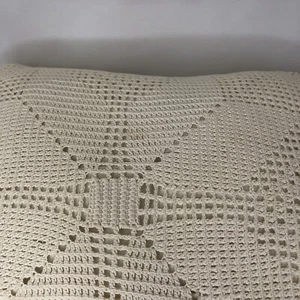 Vintage Crocheted Pillow Cover Size 19" X 21" - Imagen 1 de 9
