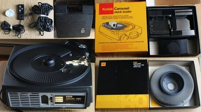For Parts: Kodak Carousel 760H Auto Focus Projector w/ Stack Loader, Slide Tray+ - Image 1 of 4