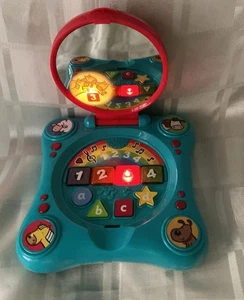 Vintage Turquoise/Red Early Learning Centre My 1st Laptop Talks, Lights & Images - Picture 1 of 12