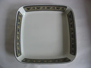 Mikasa Intaglio Arabella Square Baker Dish Casserole 10 1/2" x 2" - Imagen 1 de 7