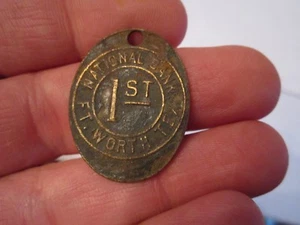 VINTAGE 1° BANCA NAZIONALE DEL VALORE FORTE - EMBLEMA DISTINTIVO METALLO - VASCA SCC - Foto 1 di 2