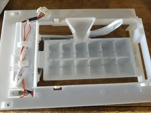 LG Fridge Ice Maker Assy AEQ72909603 for LRDCS2603S open box - Picture 1 of 1