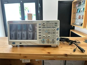 Oscilloscopio Digitale UNI-T UTD2102CEX-II 100MHz - NUOVO Mai Usato - Foto 1 di 6