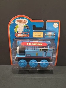 Thomas & Friends Wooden Railway Thomas #1 Magnet Connectors New 2006 - Picture 1 of 3