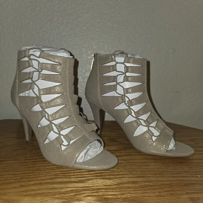 Kenneth Cole Reaction Show Time Oro Suave Mediano Talla 6 Foto 1 de 4