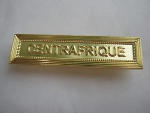 POUR MEDAILLE PENDANTE AGRAFE EN FER ( CENTRAFRIQUE ) - Picture 1 of 2
