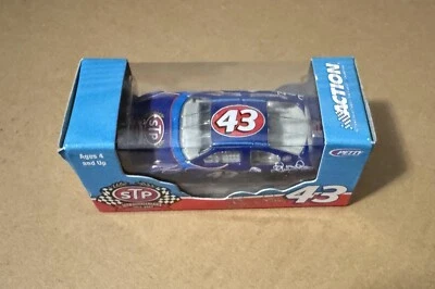 Richard Petty STP 2004 50 aniversario fantasía coche escala 1:64 Foto 1 de 3
