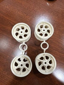 VTG 1989 TAMIYA ASTUTE REAR 1/10 RC CAR WHEELS #880510 2 Sets - Picture 1 of 22