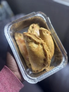 Flaky Meat Pies Freshly Baked 10 Pcs,Securely Packaged. - Picture 1 of 6