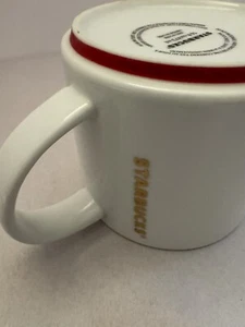 Tazza da caffè/tè Starbucks 2012 16 oz bianca con ceramica rossa e oro - Foto 1 di 7