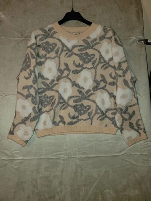 Suéter Para Mujer XL Pullover Beige Blanco y Gris Patrón Floral Gran Idea de Regalo Foto 1 de 3