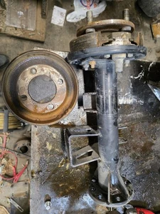 Carro utilitario Club Car Turf 2 Carryall 6 FE350 2000 eje trasero lado corto - Imagen 1 de 5